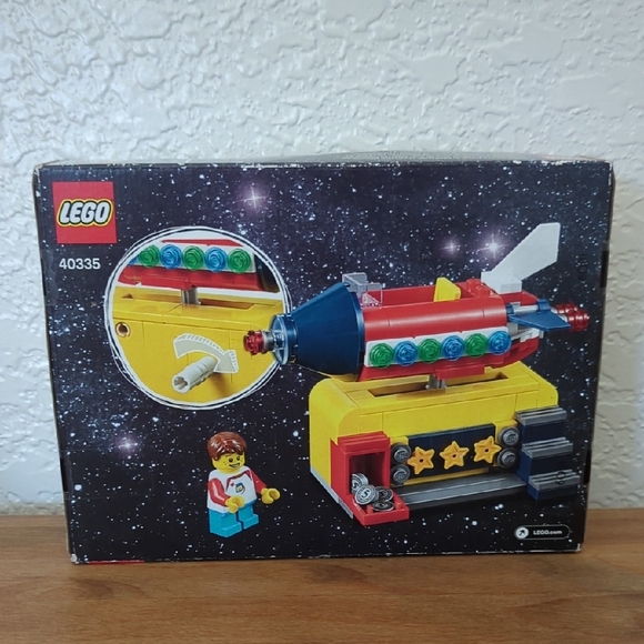 LEGO Space Rocket Ride Set - Picture 2 of 8